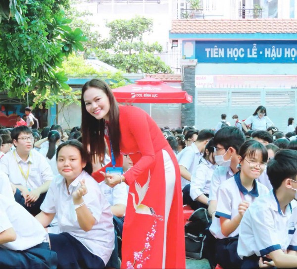 Giữ tôn nghiêm trong giáo dục: Cần cơ chế hỗ trợ tâm lý hiệu quả