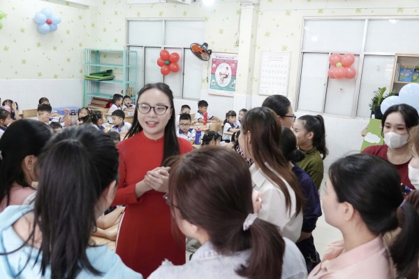 Giữ tôn nghiêm trong giáo dục: Xây nền giáo dục nhân văn, khai phóng