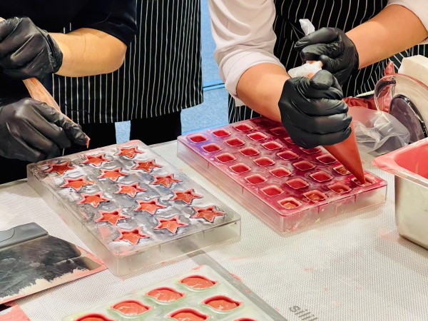 Học công thức món ăn, thức uống từ AI, liệu có ổn?