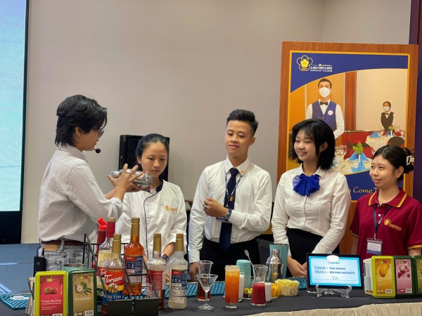 Học công thức món ăn, thức uống từ AI, liệu có ổn?