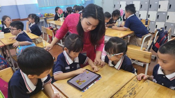 Học làm công dân số từ lớp 1 Học làm công dân số từ lớp 1
