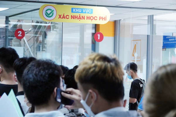 Học phí nhiều trường đại học tăng mạnh