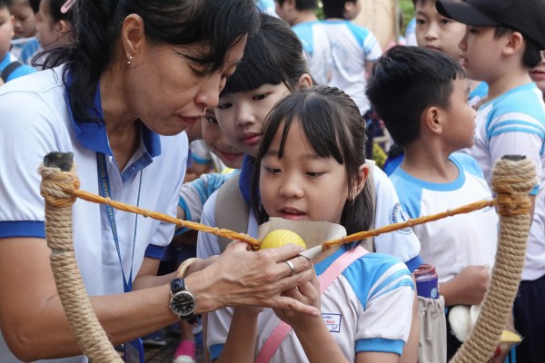 Học sinh TP.HCM vui hội xuân, ngày mai nghỉ Tết Nguyên đán Học sinh TP.HCM vui hội xuân, ngày mai nghỉ Tết Nguyên đán