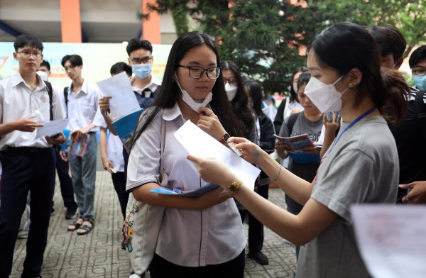 Kéo dài thời gian lọc ảo, điểm chuẩn có thay đổi?