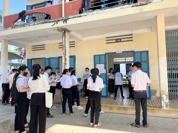 Khánh Hòa: Hơn 4.000 thí sinh thi đánh giá năng lực, lần đầu tổ chức tại huyện