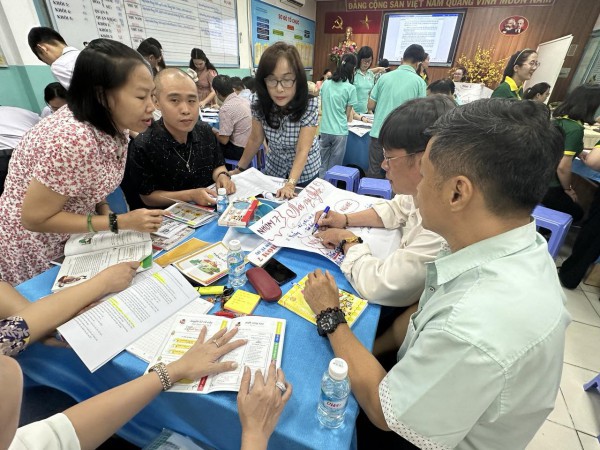 Kiểm tra trường học về các gói thầu, dự án, khoản thu ngoài ngân sách