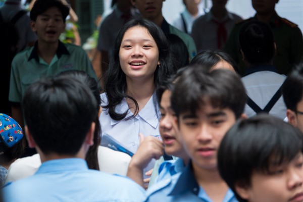 Làm đề văn lớp 10 về 