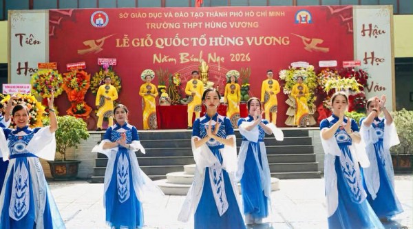 Lễ giỗ tại ngôi trường mang tên Quốc tổ Hùng Vương