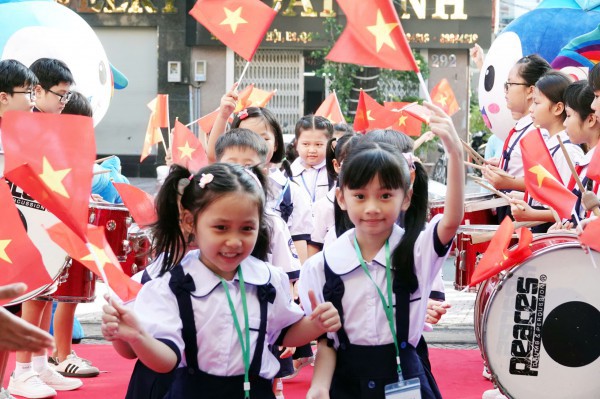 Lịch tựu trường 34 tỉnh, thành khác nhau ra sao, nơi nào sớm nhất?