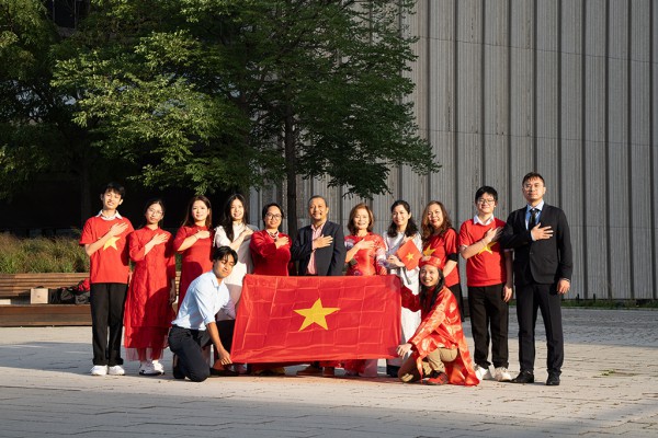 Mở rộng hợp tác với Việt Nam