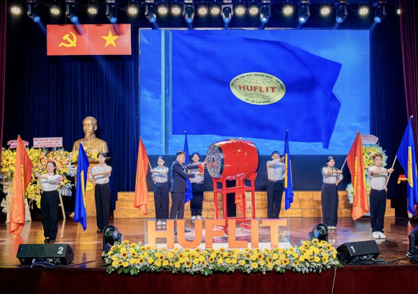 Một trường ĐH đặt mục tiêu giúp sinh viên tốt nghiệp đúng hạn Một trường ĐH đặt mục tiêu giúp sinh viên tốt nghiệp đúng hạn