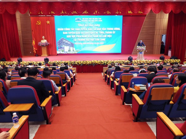 Một trường đại học chi hàng chục tỉ đồng mỗi năm cho nghiên cứu khoa học Một trường đại học chi hàng chục tỉ đồng mỗi năm cho nghiên cứu khoa học