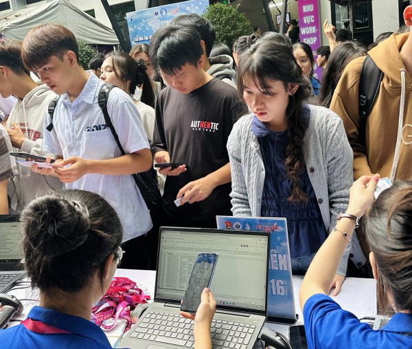 Một trường đại học cho sinh viên nghỉ Tết Nguyên đán 2026 một tháng