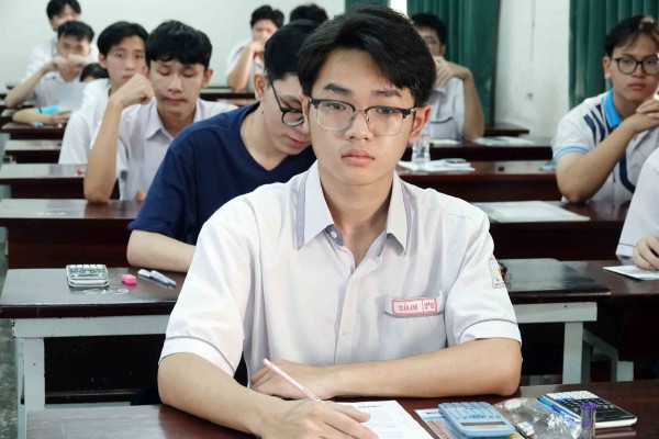 Mức điểm nhận hồ sơ xét tuyển bằng các kỳ thi riêng Mức điểm nhận hồ sơ xét tuyển bằng các kỳ thi riêng