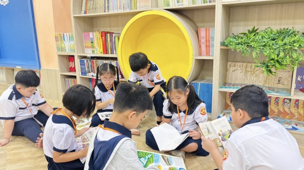 Năm học mới, Sở GD-ĐT TP.HCM yêu cầu các trường phải minh bạch các khoản thu Năm học mới, Sở GD-ĐT TP.HCM yêu cầu các trường phải minh bạch các khoản thu