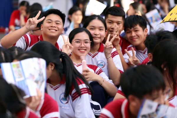 Ngôi trường không điện thoại di động ở TP.HCM, kể cả giờ ra chơi