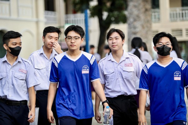 Nguyện vọng tăng nhưng tỷ lệ ảo lớn, phút cuối điểm chuẩn sẽ ra sao?