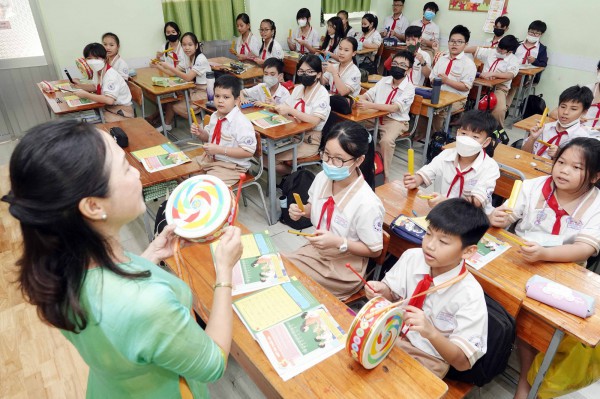 Những vấn đề giáo dục tiếp tục đặt ra trong năm 2024 Những vấn đề giáo dục tiếp tục đặt ra trong năm 2024