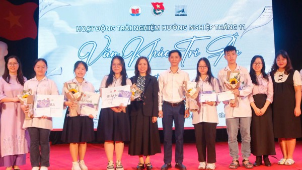 Nữ sinh trường chuyên Lam Sơn giành học bổng Mỹ trị giá 10,8 tỉ đồng