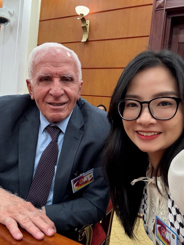 Nữ trưởng khoa đưa lịch sử Việt Nam ra thế giới bằng tiếng Ả Rập