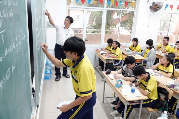 ”Nước rút” ôn tập chuẩn bị thi lớp 10