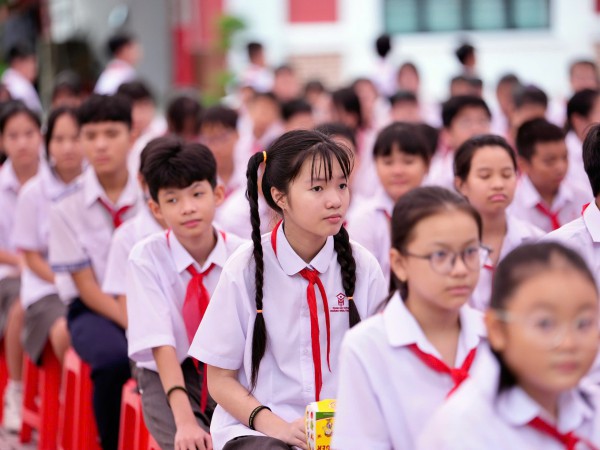 Phụ huynh học sinh bức xúc vì học thứ bảy, Sở GD-ĐT TP.HCM chỉ đạo khẩn Phụ huynh học sinh bức xúc vì học thứ bảy, Sở GD-ĐT TP.HCM chỉ đạo khẩn