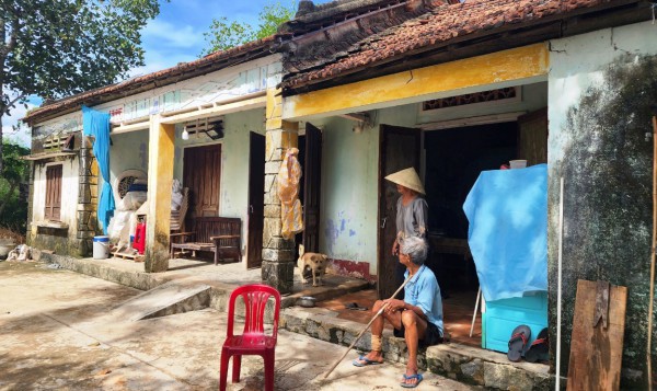 Quảng Nam: Cận cảnh trường mới dang dở, học sinh thấp thỏm với trường cũ ‘chờ sập’