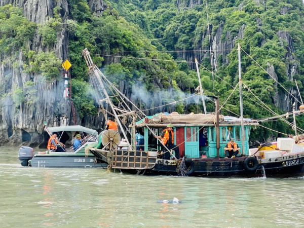 Quảng Ninh: Xử phạt 26 ‘hung thần đại dương’ gần 600 triệu đồng