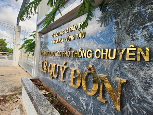 Sau sáp nhập, tên trường học thế nào cho hợp lý?