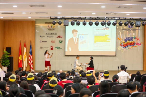 Sôi động sân chơi hùng biện tiếng Anh tại Asian School