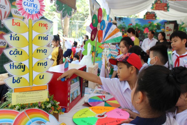 Song ngữ không phải là 