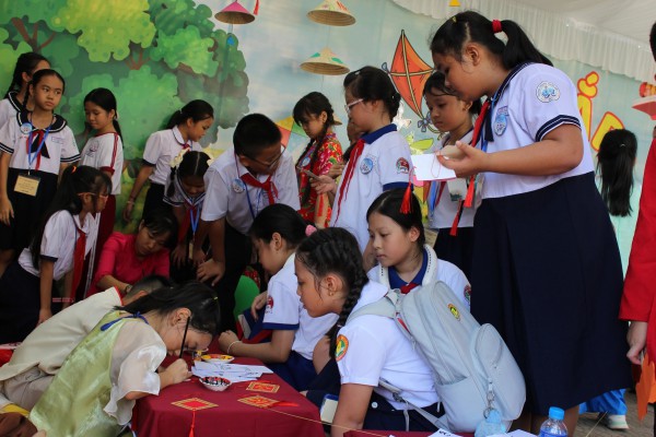 Song ngữ không phải là 