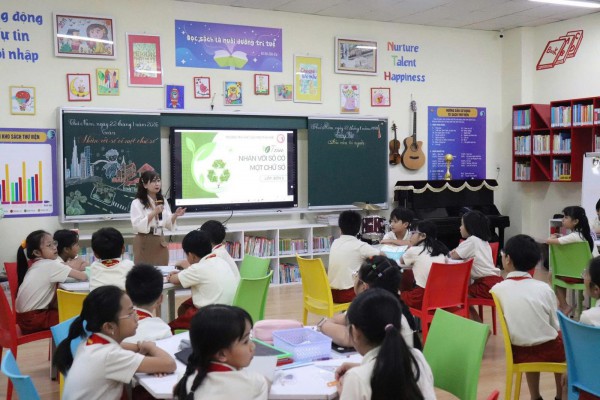 TP.HCM: 100% giáo viên trường tiên tiến phải có khả năng sử dụng tiếng Anh giao tiếp