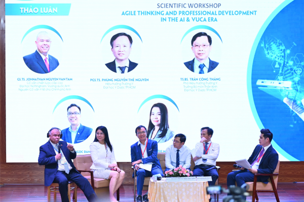 Thách thức  đào tạo y khoa trong bối cảnh giới trẻ 