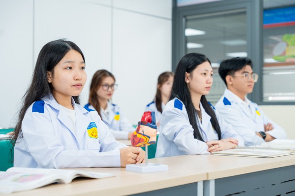 Thêm trường đại học đào tạo y khoa: Cơ hội nào cho thí sinh?