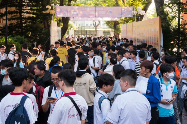 Thi đánh giá năng lực năm 2025: Điểm trên 1.000 không còn hiếm, mừng hay lo?