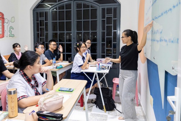 Thi đánh giá năng lực năm 2025: Điểm trên 1.000 không còn hiếm, mừng hay lo?