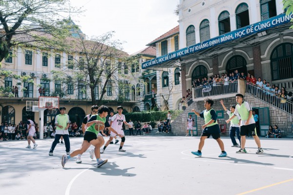 Thi lớp 10 TP.HCM: Những trường có điểm chuẩn lớp 10 cao nhất tại 3 khu vực