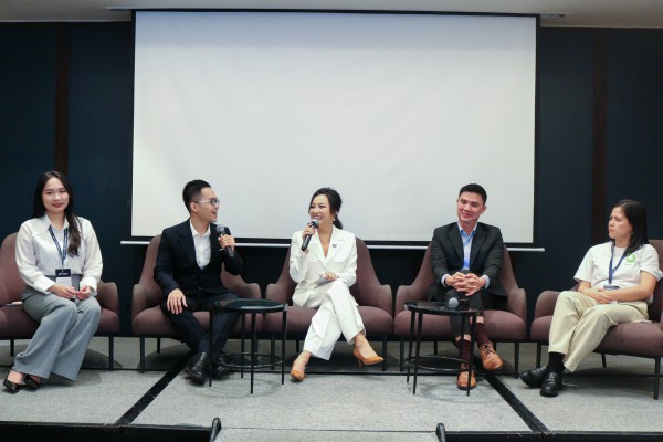 Thi tiếng Anh quốc tế, gặp câu hỏi càng khó điểm sẽ càng cao? Thi tiếng Anh quốc tế, gặp câu hỏi càng khó điểm sẽ càng cao?