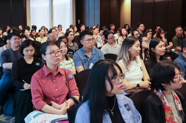 Thi tiếng Anh quốc tế, gặp câu hỏi càng khó điểm sẽ càng cao? Thi tiếng Anh quốc tế, gặp câu hỏi càng khó điểm sẽ càng cao?