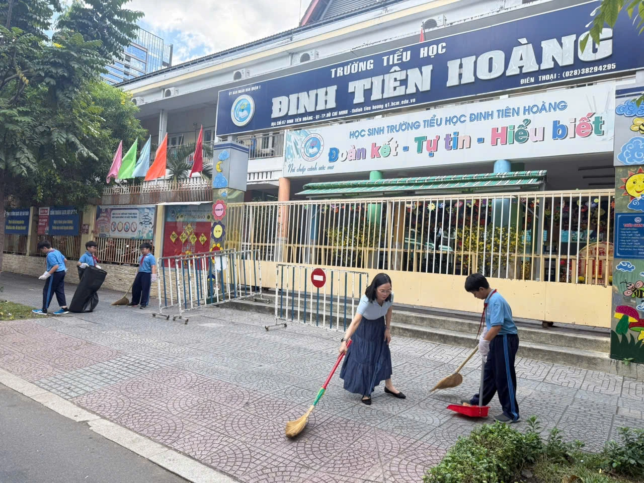 Thông điệp ý nghĩa của cô hiệu trưởng trước ngày học sinh nghỉ tết Thông điệp ý nghĩa của cô hiệu trưởng trước ngày học sinh nghỉ tết