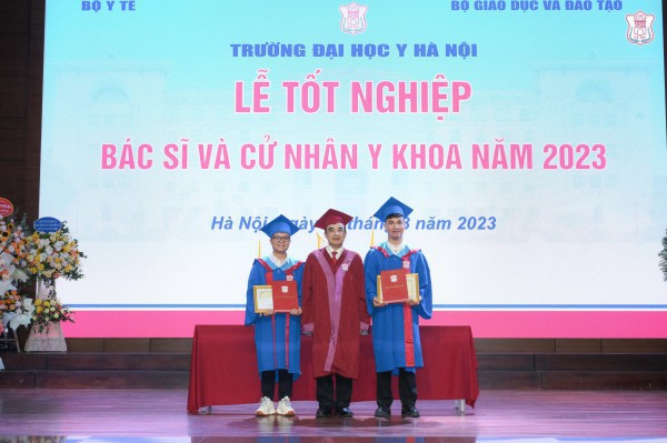 Thủ khoa cử nhân y khoa Trường ĐH Y Hà Nội với pha ‘quay xe’ thành công