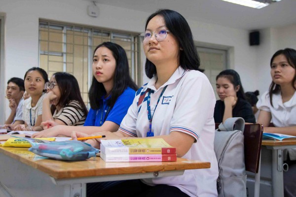 Tiếng Anh thành ngôn ngữ thứ hai: Lộ trình đào tạo giáo viên song ngữ