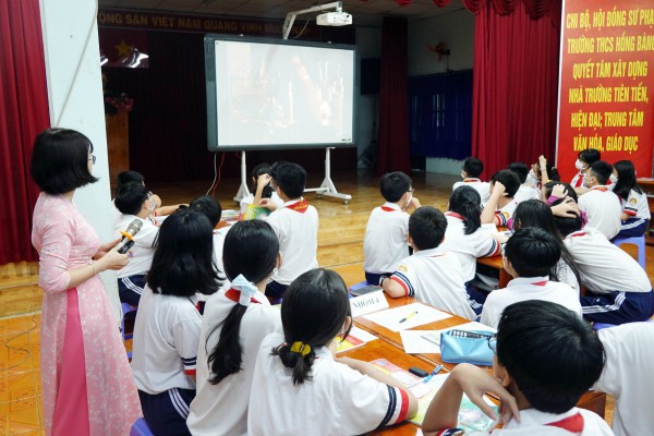 Tinh giản biên chế giáo viên: Cần sự minh bạch và phù hợp