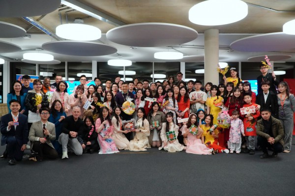 Tổng lãnh sự Anh tại TP.HCM nêu bí quyết du học Anh thành công