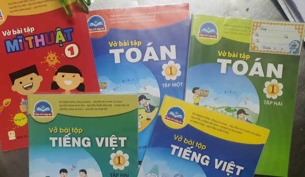 Tranh luận nên dùng hay ‘khai tử’ vở bài tập