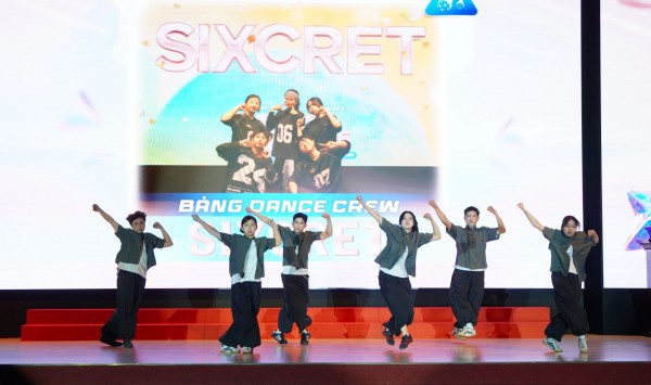 Trước tết, nhiều ngày hội nghệ thuật lấp lánh của học sinh, sinh viên TP.HCM