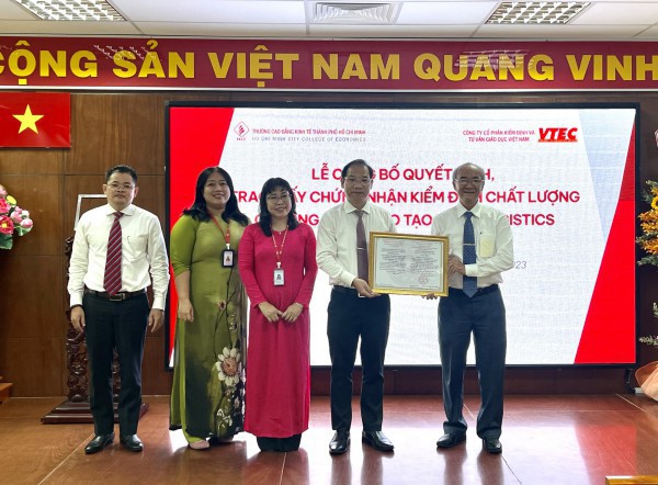 Trường CĐ đầu tiên có chương trình đào tạo nghề logistics được kiểm định chất lượng