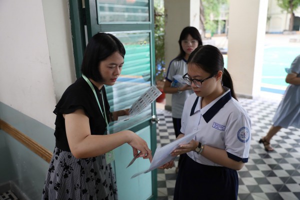 Tuyển sinh ĐH 2026: Tổ hợp môn xét tuyển có gì mới?