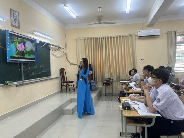 Vận động phụ huynh tài trợ máy tính, tivi, Sở GD-ĐT chưa duyệt, hiệu trưởng nói gì?